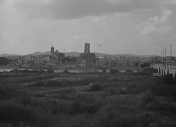 Bütün kasaba tek gecede aklını yitirdi - Resim: 2