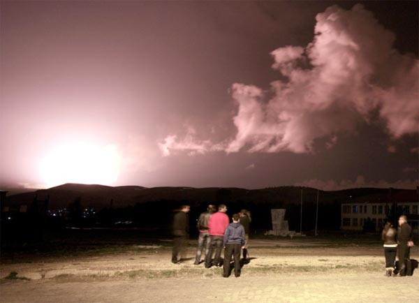 Kars'ı aydınlatan patlama - Resim: 1