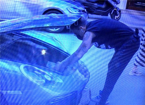 Survivor sunucusu Murat Ceylan milyonluk aracıyla talihsiz bagaj kazası yaşadı - Resim: 2