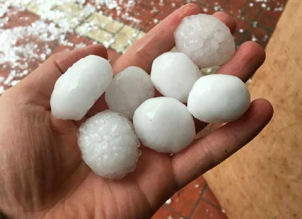 Mersin'i dolu vurdu; TOMA çukura düştü! - Resim: 1