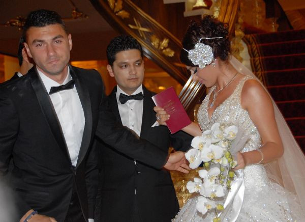 Burak Yılmaz'ın duygu yüklü anları - Resim: 1