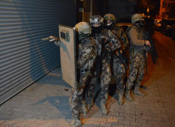 Adana'da DEAŞ operasyonu! 3 şüpheli gözaltına alındı - Resim: 0
