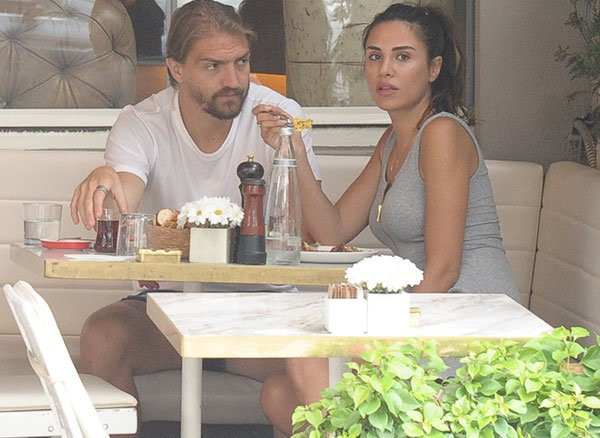 Caner Erkin ve Şükran Ovalı nasıl gizlenmeye çalıştı - Resim: 3