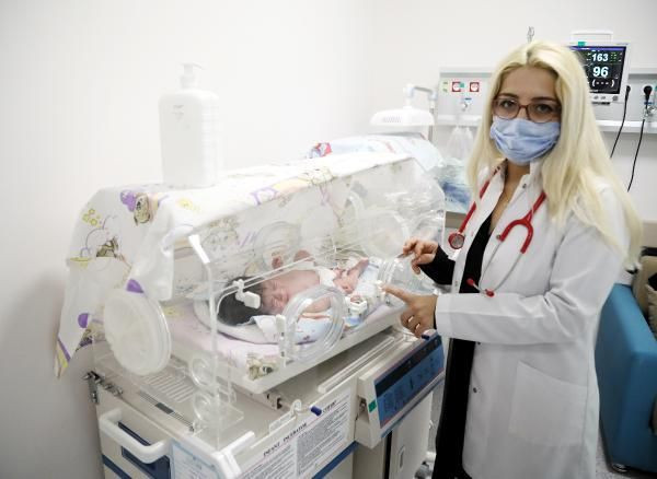 20 bin doğumda bir görülüyor! Muammer bebek tüm organları ters doğdu - Resim: 2