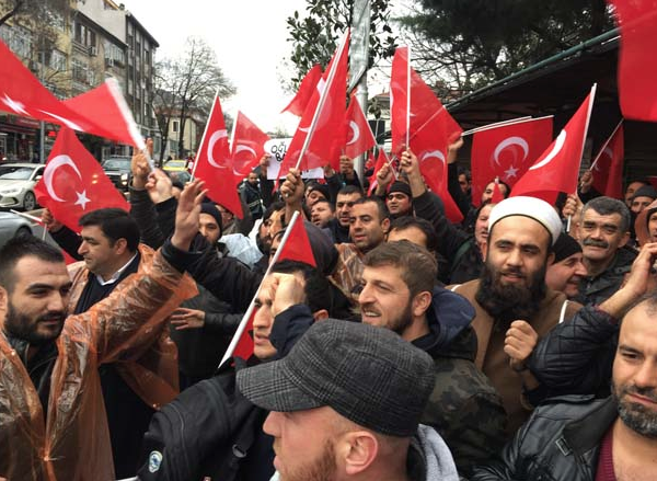 Çantasını kapan askerlik şubesine koştu! - Resim: 1