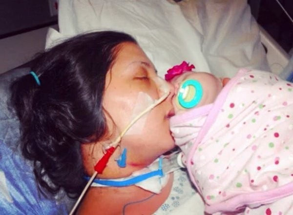 Doğum yaptıktan sonra felç geçirdi ilk sözü ise... - Resim: 4