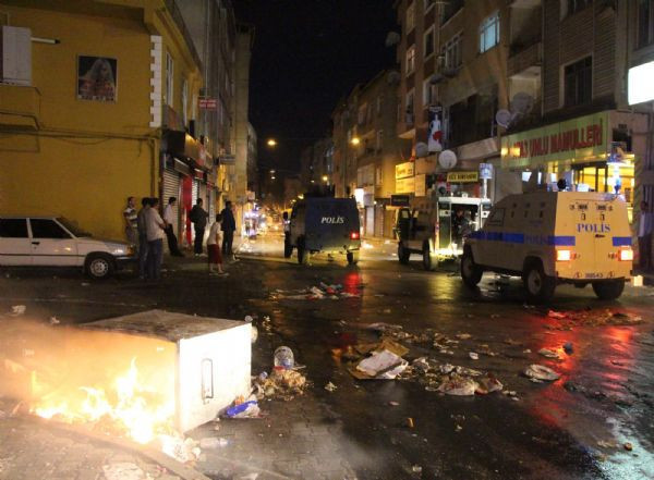 Beyoğlu'nda hareketli saatler - Resim: 4