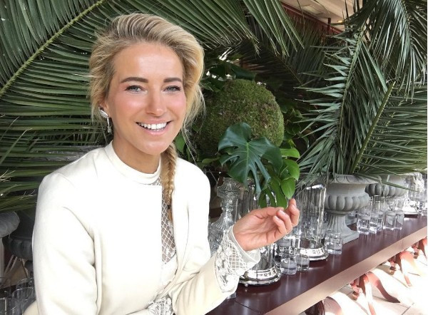 Burcu Esmersoy'un bu halini görmediniz şoke olacaksınız - Resim: 4