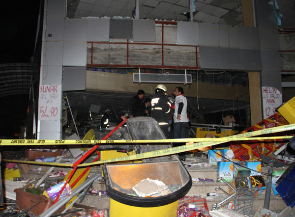 Diyarbakır'da korkutan patlama - Resim: 3