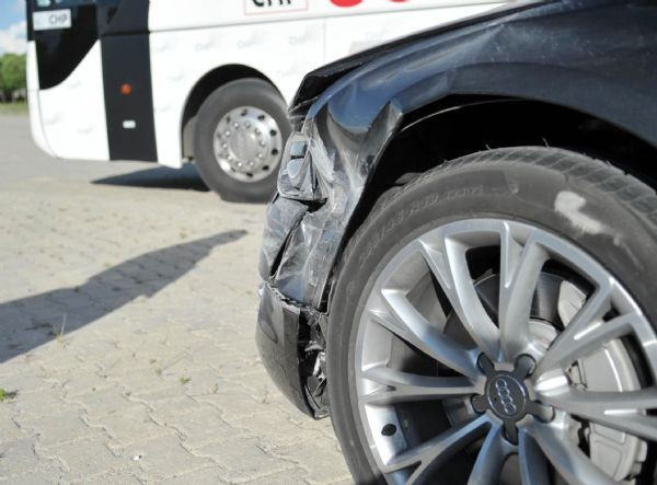 Kılıçdaroğlu ve heyeti kaza geçirdi - Resim: 3