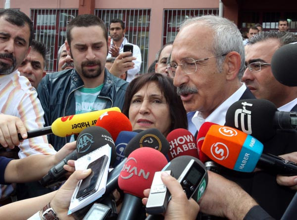 Kemal Kılıçdaroğlu oy kullandı - Resim: 4