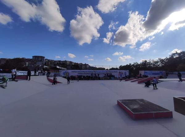 Türkiye’nin en büyüğü 29 Ekim'de İstanbul'da açıldı! 1385 metrekare... - Resim: 1