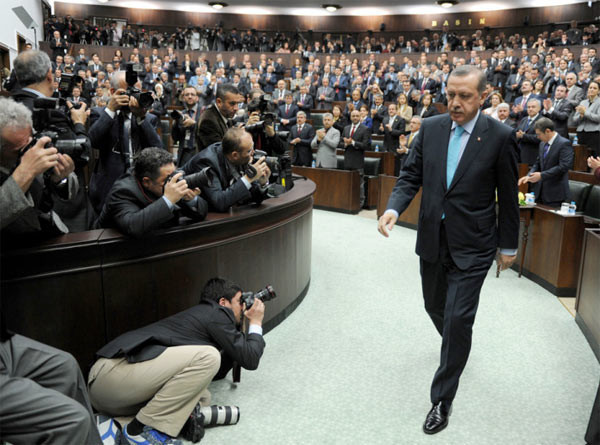 Erdoğan gazete manşetleriyle vurdu - Resim: 2
