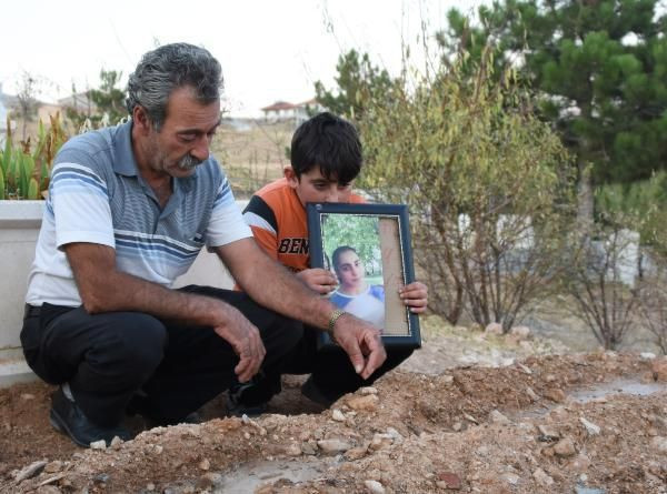 Mezarını hazırladı! Kızı PKK tarafından kaçırılan babanın acı bekleyişi - Resim: 1