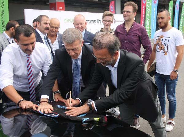 Trabzonspor, yeni sponsorluk anlaşması imzaladı - Resim: 4