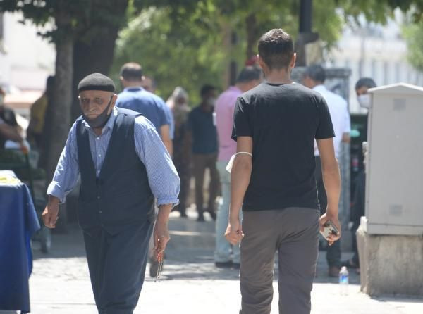 Diyarbakır'da temaslı kişilerin pozitif vakaya dönüşme oranında artış - Resim: 1