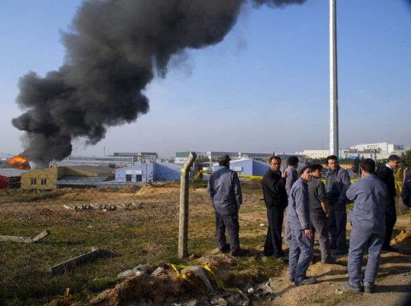 Tuzla'daki yangından ilk kareler - Resim: 4