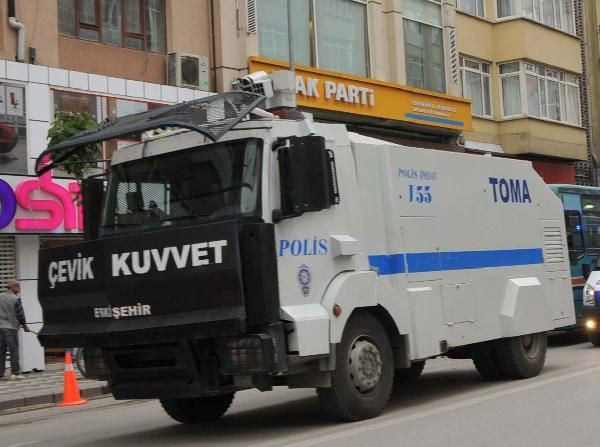 AK Parti'ye yürümek istediler, gazı yediler - Resim: 4