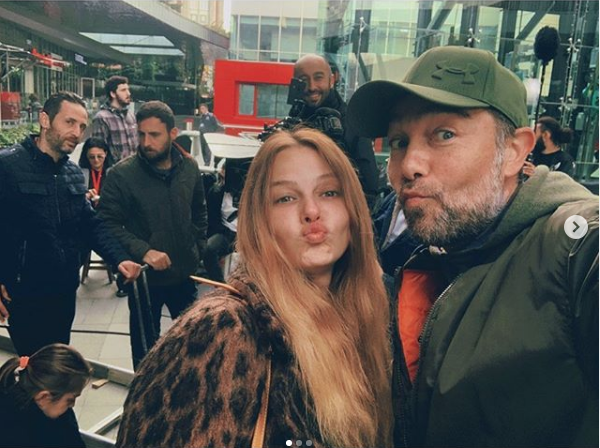 Sosyal medya paylaşımı dalga konusu olan Naz Elmas o fotoğrafı anında sildi - Resim: 1