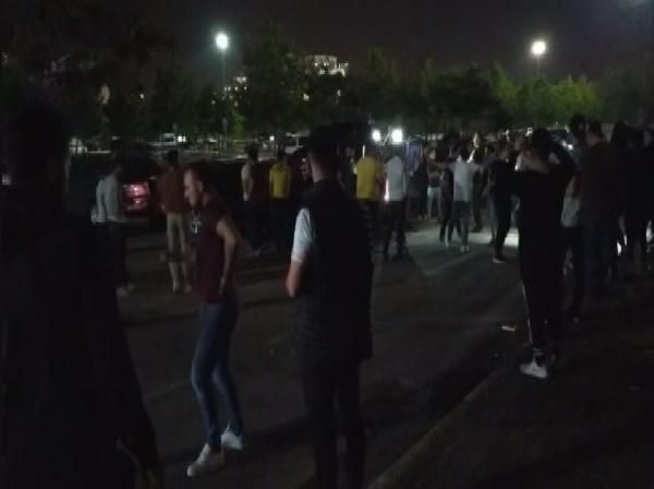 İnanılır gibi değil! Koronavirüse aldırış etmeden eğlendiler - Resim: 3