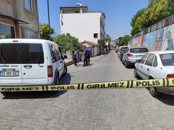 Aydın'da kavgayı ayırmak istedi! Atlayınca kanlar içinde kaldı - Resim: 0