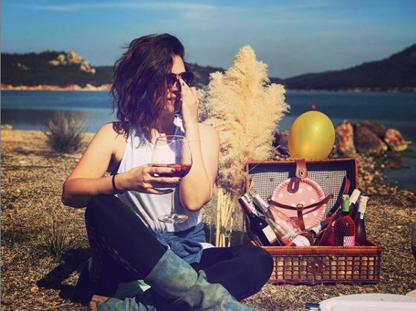 Ekranlara ara verdi Aslıhan Gürbüz kiraz ağacına daldı! - Resim: 3