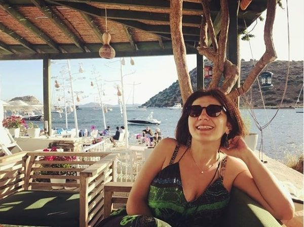 Suzan Kardeş'in kızı Begüm Kardeş Instagram'ı salladı paylaşımları ilgi çekti - Resim: 4
