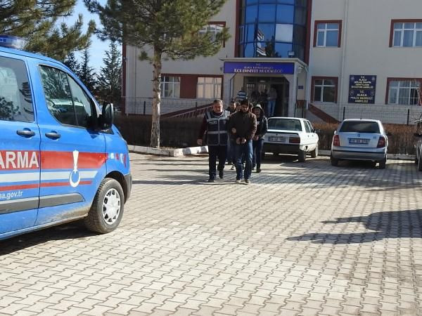 Karı kocayı öldürdüler fotoğraflarını çekip ailesine yolladılar - Resim: 3