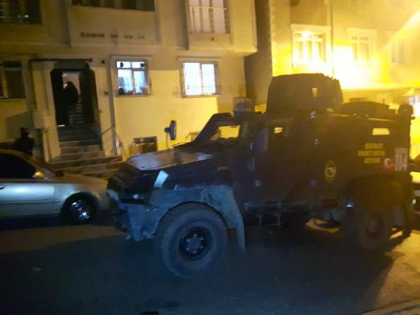 İstanbul'da dev terör operasyonu: Çok sayıda gözaltı var - Resim: 0