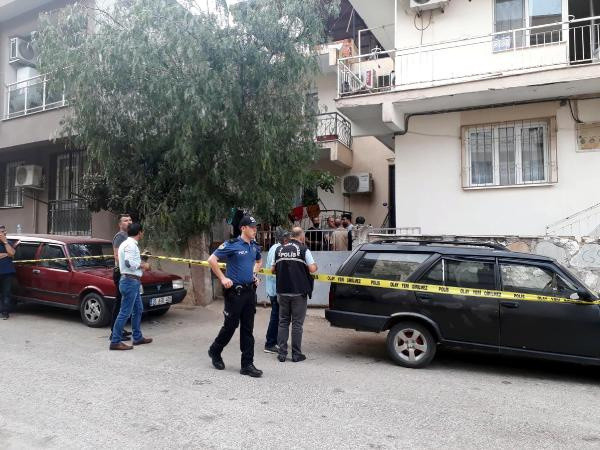 Ağabeyini öldürüp katliamı anlattı: Siz asıl şöleni kaçırdınız - Resim: 0