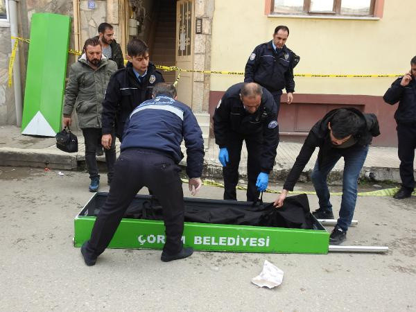 Çorum'da eşini ve kayınbiraderini öldürmüştü! "Eşimi çok seviyordum" - Resim: 0
