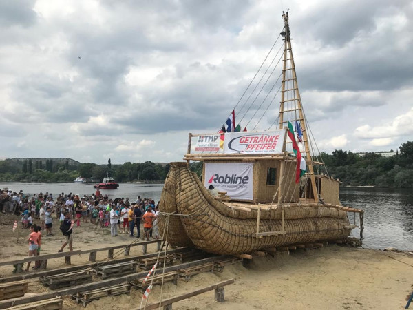Kamıştan yapılan gemi İstanbul'a ulaşıp kara sularımızda barış için yelken açacak! - Resim: 0