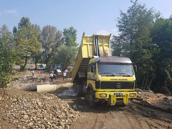 Düzce'de taşkında yıkılan köprü yeniden yapıldı - Resim: 0
