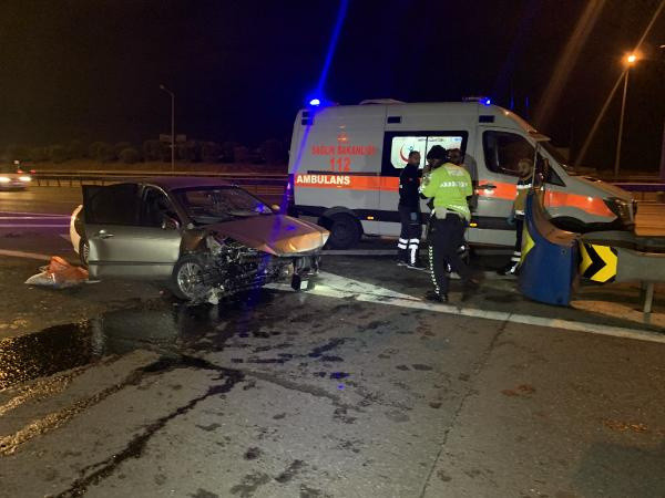 Ataşehir'de korkunç trafik kazası: 2 ölü, biri ağır, üç yaralı - Resim: 1