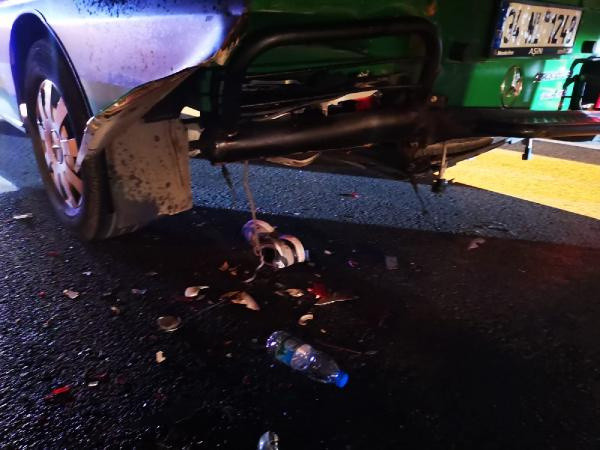 Motosiklet cenaze nakleden kalabalığın arasına daldı: 5 yaralı - Resim: 2