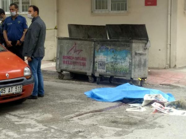 Manisa'da 'beni aldattı' deyip kız arkadaşını sokakta öldürdü - Resim: 3