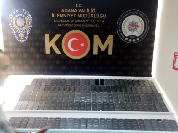 Adana'da kaçakçının zulası polisi bile şaşkına çevirdi! 129 tane saklamış - Resim: 0