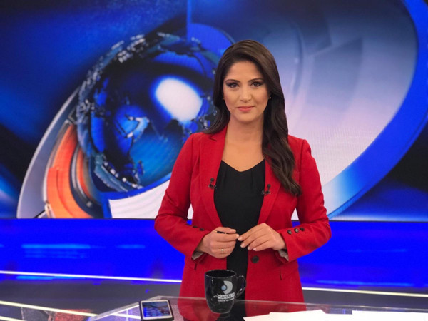 Kanal D'den ayrılmıştı! Başarılı gazeteci Seçil Özer Olay TV'ye transfer oldu - Resim: 0