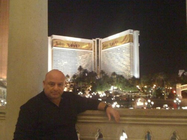 İstanbul'da ünlü iş adamı kaldığı villayı soydu! Kapı tokmağını bile götürdü - Resim: 0