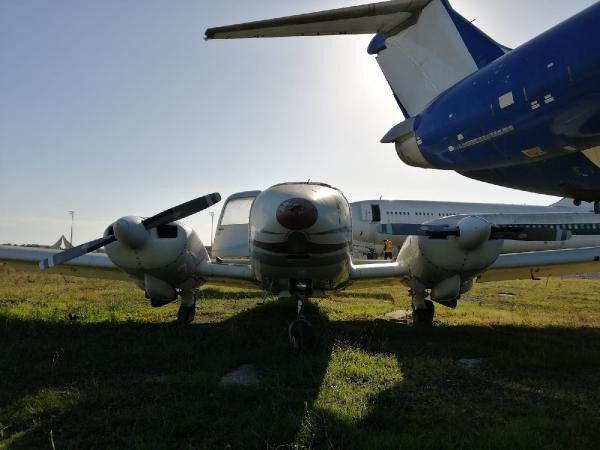 Atatürk Havalimanı'nda satışa çıkarıldı! En ucuzu 30 bin lira - Resim: 0