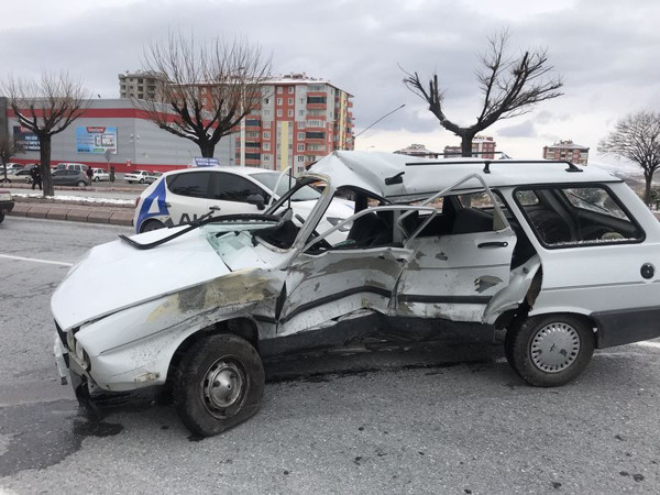 Kayseri'de pes dedirten vicdansızlık! Araçtan fırladı yol ortasına savruldu - Resim: 0
