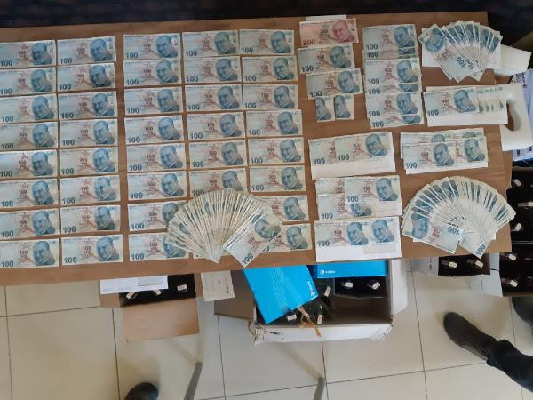 Kocaeli merkezli 4 ilde operasyon! ATM’lere sahte para yükleyen 17 kişiye gözaltı - Resim: 0