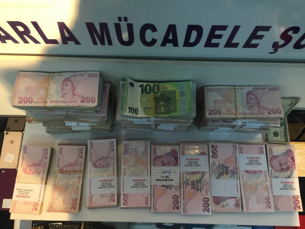 Adana'da 1350 lira maaş aldılar! Hesaplarındaki milyonları öğrenince şok oldular - Resim: 1