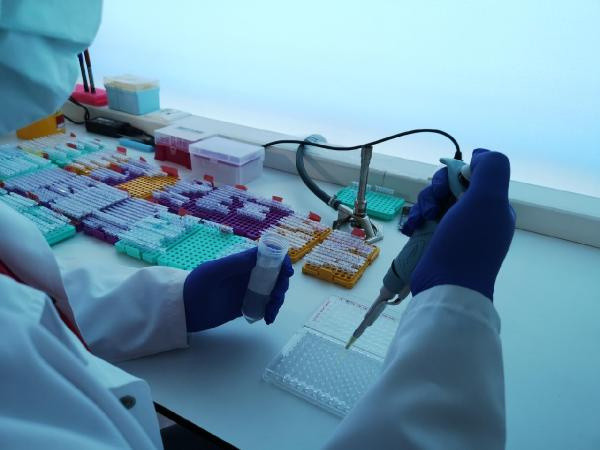 Türk bilim insanlarından covid-19 tedavisinde umut olacak ilaç: 20 saate kadar öteliyor - Resim: 1