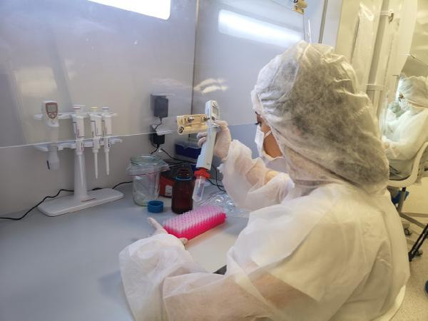 Türkiye'den 50 ülkeye test kiti! Özel uçak gönderen ülke bile var - Resim: 1