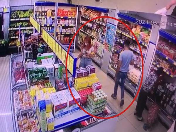 İzmir'de marketteki kadının gizlice fotoğrafını çekmişti! Gözaltına alındı, ilk ifadesi ortaya çıktı - Resim: 0