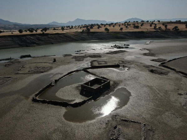 Kahramanmaraş'ta sular çekilince gizemli manzara ortaya çıktı! Gören şaştı kaldı - Resim: 0