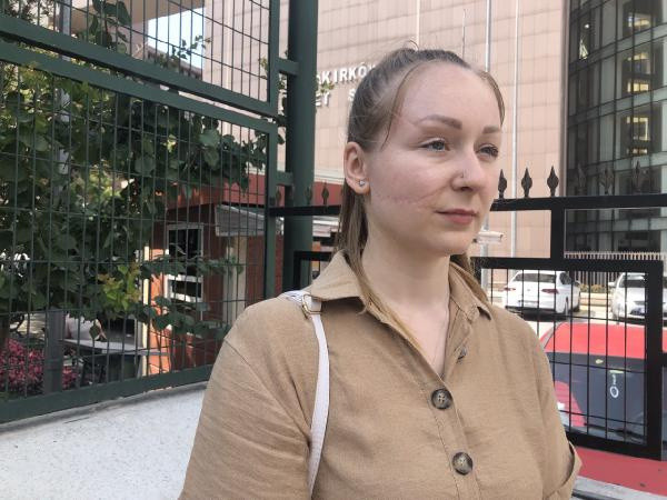 İstanbul'da 'yüzümün yarısı elimdeydi' deyip dehşeti anlattı: Saçını okşayınca... - Resim: 0