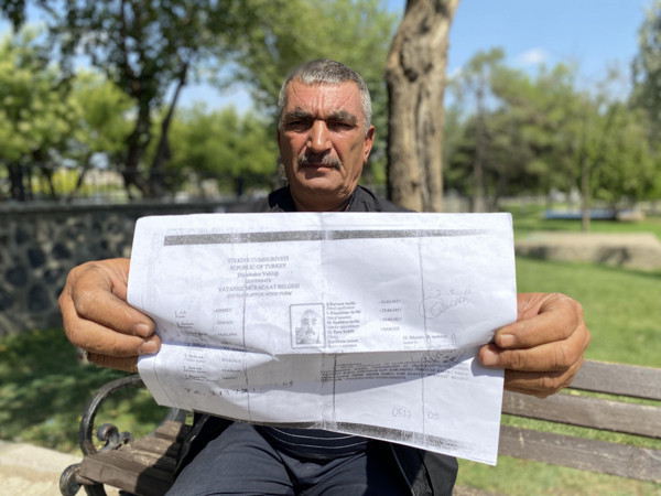Diyarbakır'da hatası yüzünden vatansız kaldı: Hastane beni kabul etmiyor, kimliğine kavuşmak için... - Resim: 0