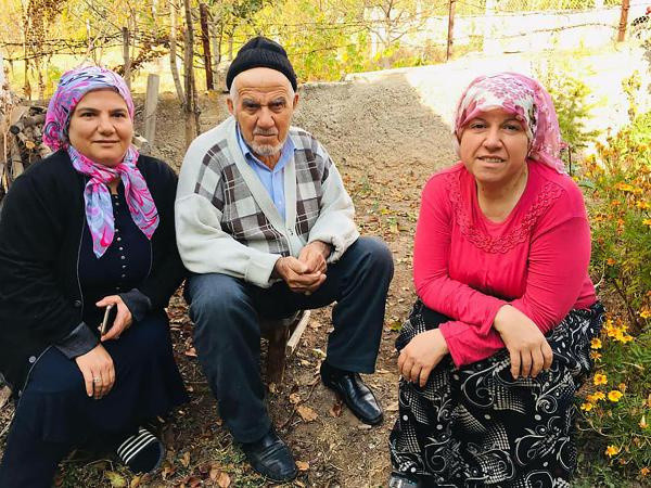 Çankırı'da yakınlarını peş peşe kaybetti! Aşı olmayanlara seslendi - Resim: 1